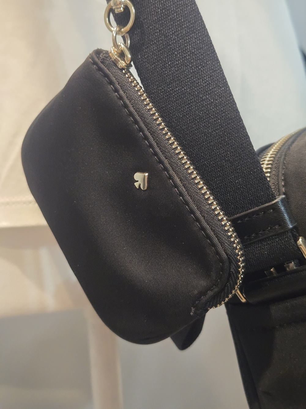 kate spade Chelsea Camera Bag Crossbody - Picture 2 of 8